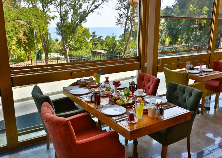 Açık büfe kahvaltı | Hotel Emirhan Palace